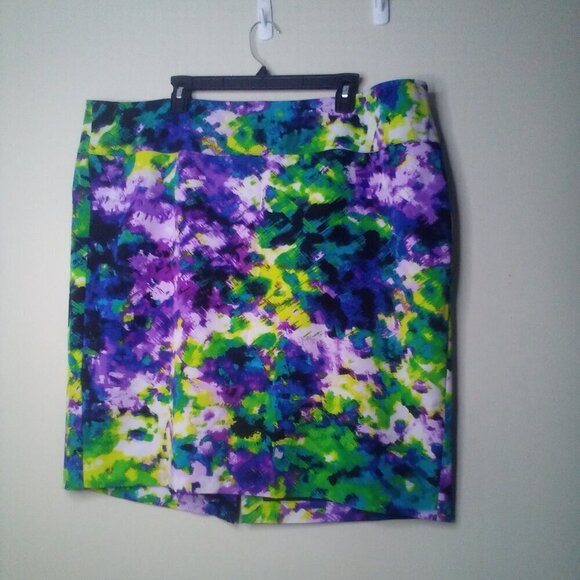Lane Bryant Dresses & Skirts - Lane Bryant Skirt 24 Women Straight Pencil Knee Length Pattern Colorful